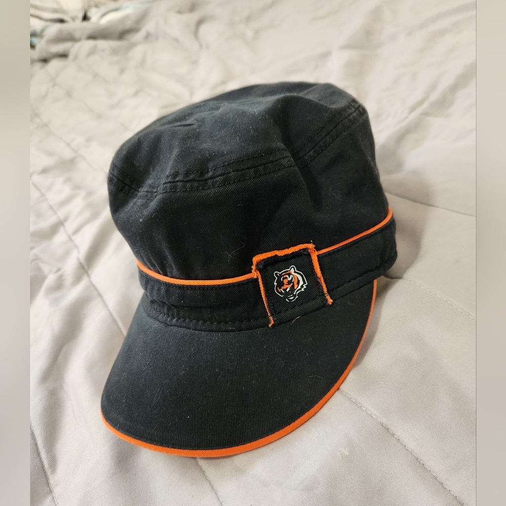 Vintage Cincinnati Bengals Reebox Strap Back Hat